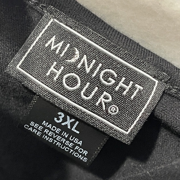 Midnight Hour Skull Tarot Card Graphic Print Long Sleeve Mid Length Goth Shirt - Picture 4 of 7